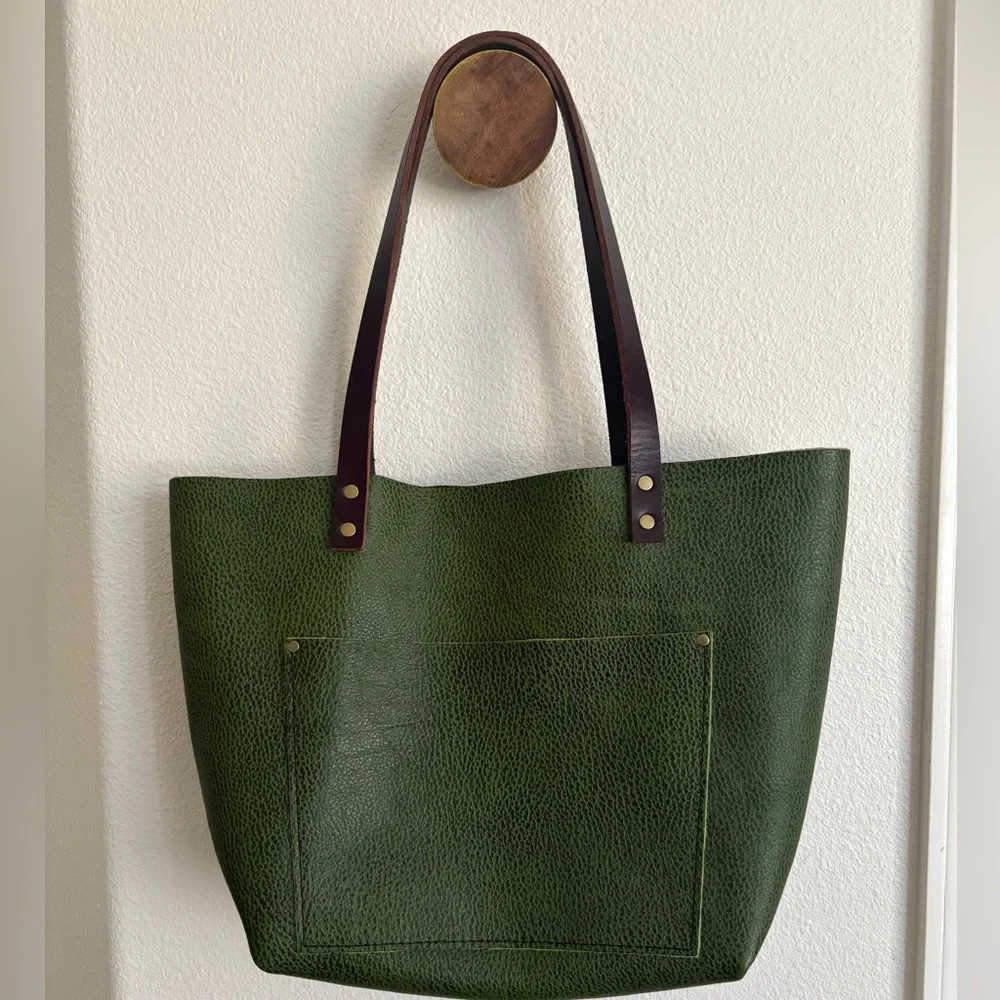 Large Tote π¦ Avocado π¦ - Picture 1 of 11